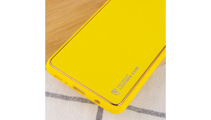 Кожаный чехол Xshield для Samsung Galaxy S24 Желтый / Yellow - фото